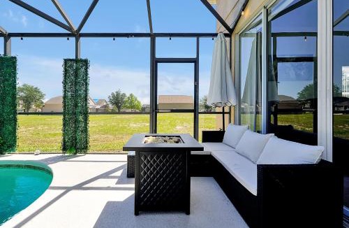 Marbella House | Famous Home in Davenport with Game Room