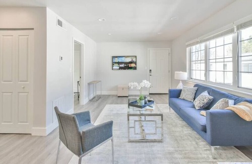 East Side Apartment | Fancy Flats Haven in Atlanta