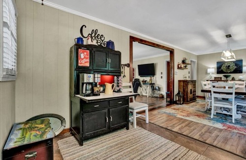Simpsonville House | Fantastic 3-bedroom house with AC in Simpsonville located off I-385