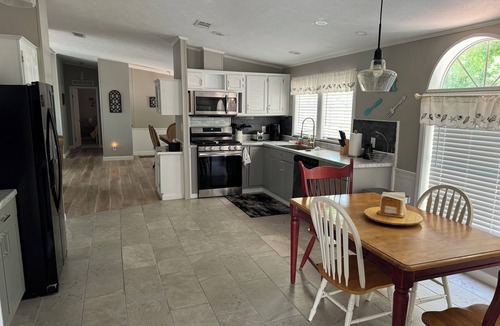 Brooksville House | Fantastic Accommodations & Fantastic Rate! Brooksville, Florida - Nature Coast