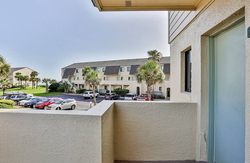 Crescent Beach Condo | Fantastic coastal gem with shared pools, private balcony, beach access & WiFi