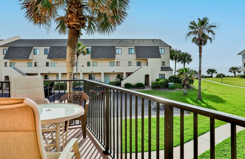 Crescent Beach Condo | Fantastic coastal gem with shared pools, private balcony, beach access & WiFi
