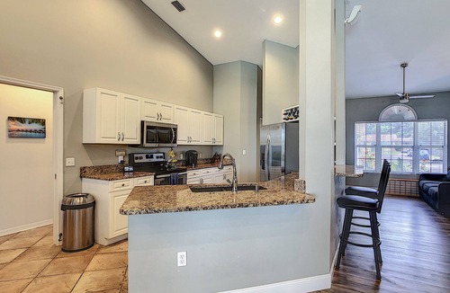 Winter Haven House | Fantastic Water Front Home on the Chain of Lakes