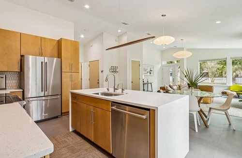 Fernandina Beach House | Fern Cottage -Historic Downtown Fernandina Beach-Monthly Only!