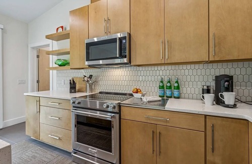 Fernandina Beach House | Fern Cottage -Historic Downtown Fernandina Beach-Monthly Only!