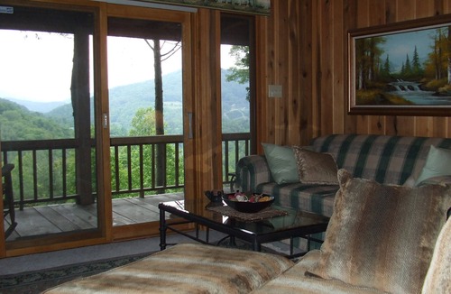 Sugar Grove Cabin | Fern Hill Overlook, Fantastic Views, Private setting