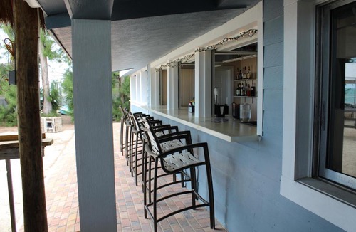 Long Key Resort | Fiesta Key RV Resort Standard Room 2