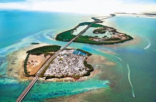 Long Key Resort | Fiesta Key RV Resort Waterfront Cottage 37