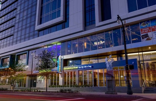 Downtown Atlanta Apartment | FIFA 1BR Presidential Suite – Luxury Stay – Walk to Stadium – Sleeps 4