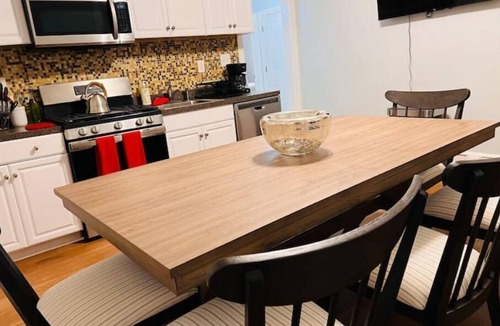 Upper Darby Apartment | MAJOR INTERNATIONAL SPORTING EVENT 2026 HQ: Comfortable 3BR apartment for Families & Travelers