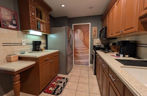 Downtown Atlanta Apartment | MAJOR INTERNATIONAL SPORTING EVENT 2BR Stay-WFH · Mercedes-Benz Stadium 10 min