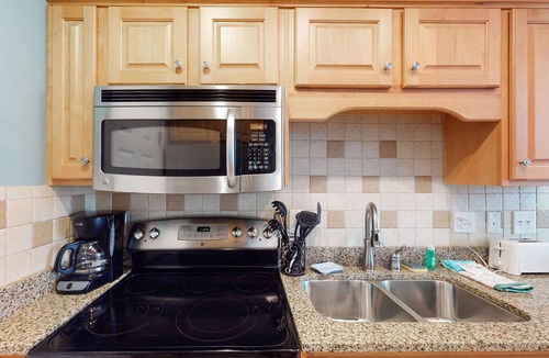 West Beach Village House | First floor ocean area villa w/dune & wooded views - just steps from the beach