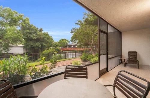 Park Shore House | First Floor - Quick Walk to Amenities