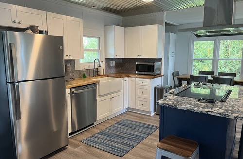 Carrabelle House | Fisherman Paradise Waterfront fishing w/dock and golf access
