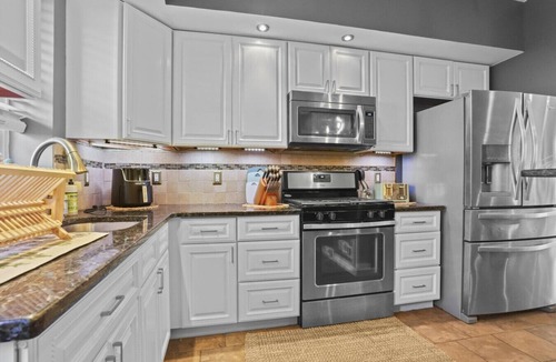 North Philadelphia Villa | Fishtown Fun 2BR Fireplace