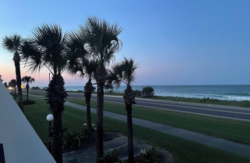 Flagler Beach House | Flagler Beach, Florida Ocean-View Townhome Sunrise Surprise! 🚀🌊🏖️☀️
