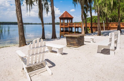 Florida Central Atlantic Coast Condo | FLASH SALE! Great Condo w/Resort Pools, Beach, WiFi & 2 Miles From Disney!