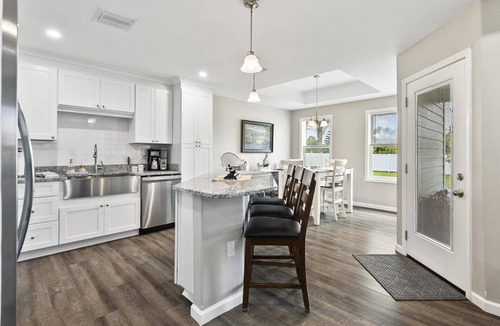 Palm Harbor House | Flip Flop Hideaway | Close To The Beach | Dog Friendly | Palm Coast