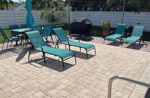 Regency Oaks House | Florida Escape 4-bedroom house in serene Parrish, FL with AC and swimming pool