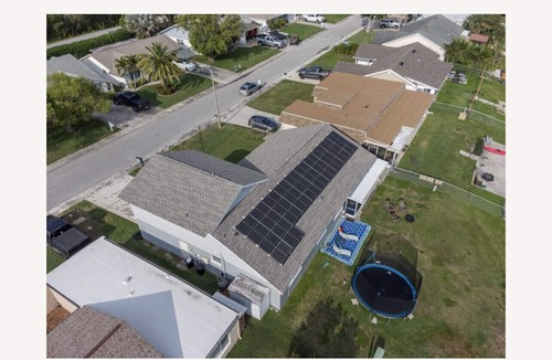 Holiday House | Florida Family Friendly, Waterfront Getaway Near Beaches and Parks!