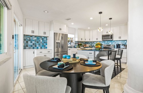 Crystal Beach House | Florida Villa | Waterfront | Private Pool