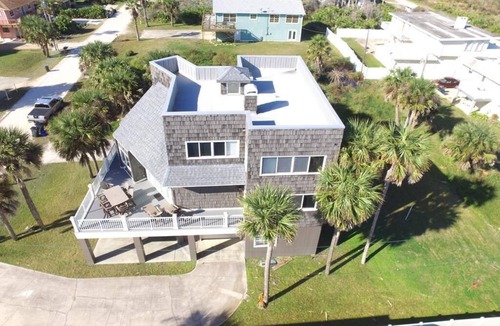 Marineland Acres House | Footsteps to the Beach - Sleeps 8-Quiet Beach in The Hammock