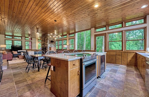 Cashiers House | Forest Solitude: 4BR Mountain Getaway Just Ten Minutes From Downtown Cashiers