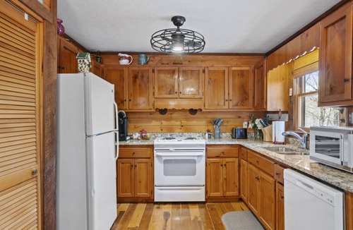 Big Canoe House | Forrest Footprints in Big Canoe