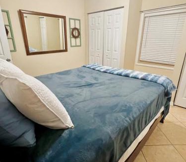 Sunset House | Fort Lauderdale Florida Beach Vibe Hangout