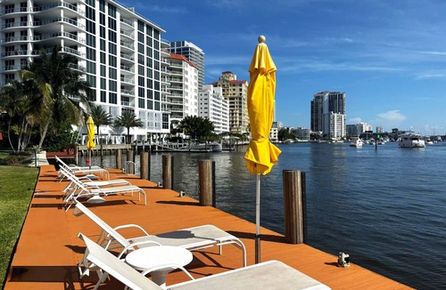 Central Beach Condo | Fort Lauderdale Yacht & Beach Club 316