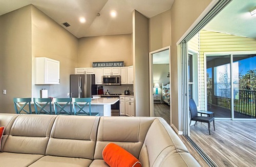 Mid Island House | Fort Myers Beach Oasis! Newly Renovated! 4BR/4BA, POOL!