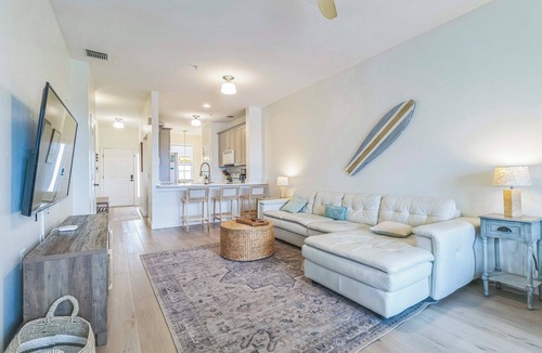 Biggar Condo | Fort Myers Condo w/Resort Pools - Near Golf!