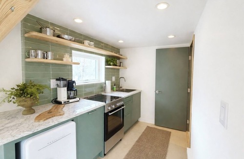 Sequatchie House | Foster’s Cabin 2 | 2 Minutes from Foster Falls