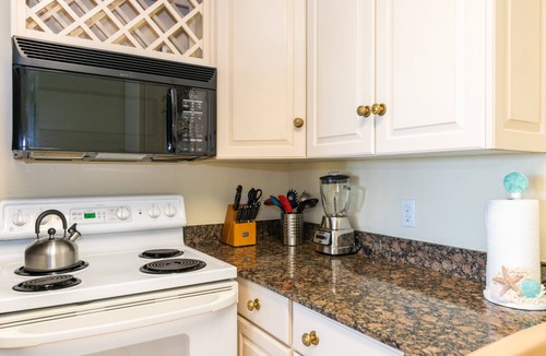 Ilexhurst House | Four Beach Lovers 2 | Beach Right At Your Door
