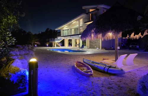Marathon House | Four-bedroom beach house with oceanfront pool and smokeless bonfire area