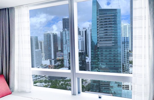 Brickell Apartment | Four Seasons Apartment ask for upgrade 1/5-1/11