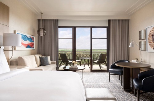Golden Oak Resort | Four Seasons Resort Orlando at WALT DISNEY WORLD® Resort