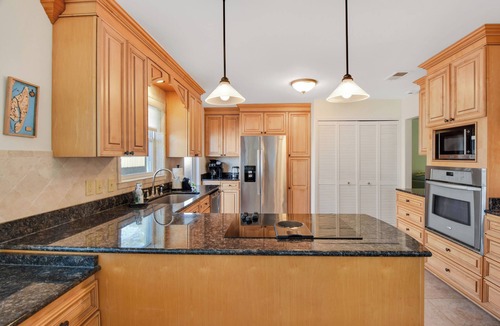 Jekyll Island House | Four Turtles Cottage - Golf Cart Included!