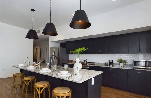 Historic Waverly House | Fox View-Private Balcony-6 Mins Vanderbilt Uni