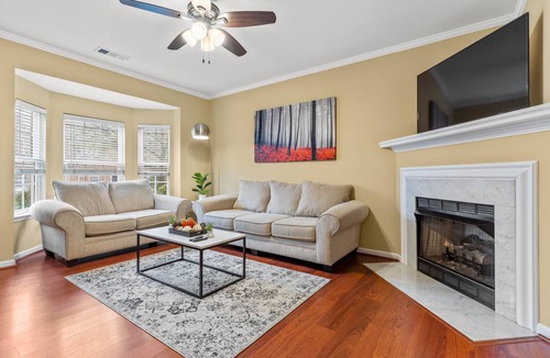 Franklin Condo | Franklin condo fully furnished 30 nights minimum
