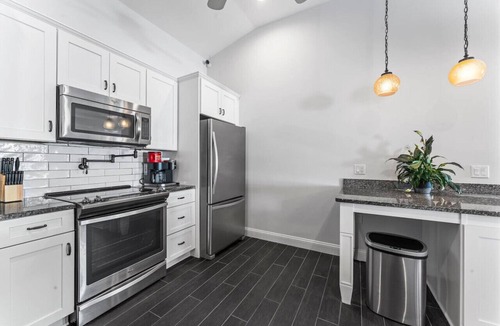 Jacksonville Beach Apartment | FREE Heated Pool, 2 Kings, Sleeps 10