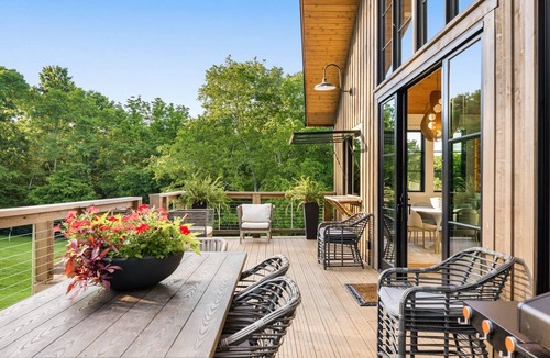 Leipers Fork House | Free Night* | Pool Table | Privacy | Music | Horseback Riding |Events IFamily