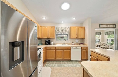 Liberty Park House | Freebird Nest-3 Bed-Golf Cart-Great Location