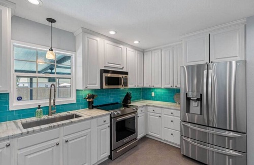 Largo House | French Villa with Heated Pool & Spa