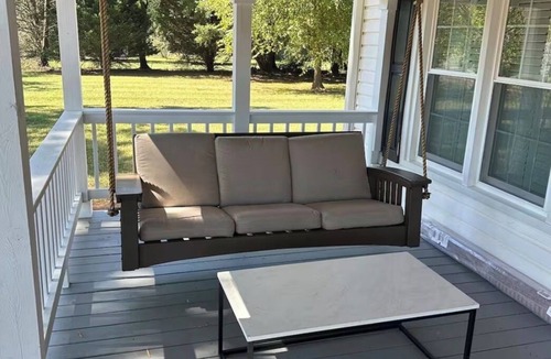 Matthews House | Freshly renovated family home in Matthews, NC
