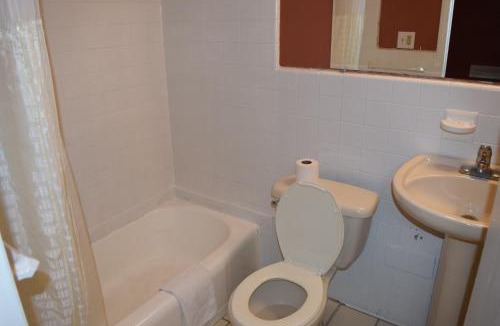 Deepwater Hotel | Friendship Motor Inn Carneys Point - Pennsville