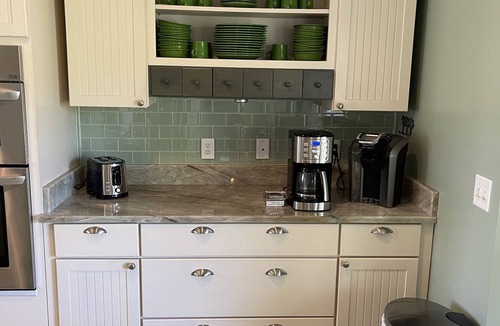 Deer Lake House | Fripp Island Elegance, Golf Cart incl., Quiet Tropical setting on the Water