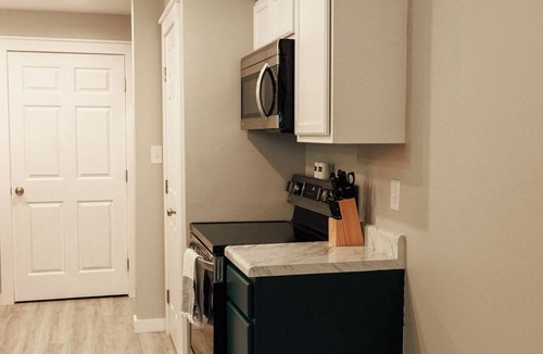 Tallahassee Condo | 🏆FSU farmhouse Condo - great for Orientation & campus tours