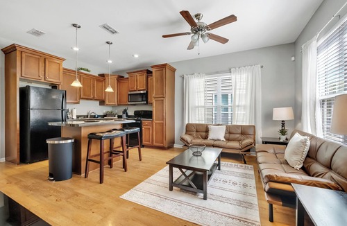 Tallahassee House | FSU Home Base! Poolside Retreat 3 Mi to Campus
