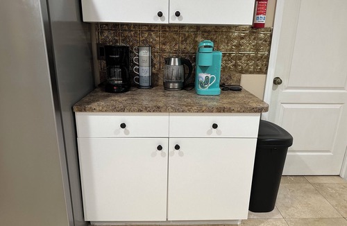 Eisenhower House | Ft Myers-Lehigh Acres/Saltwater Electric Heated Pool + 3 Waterfalls/Hot Tub